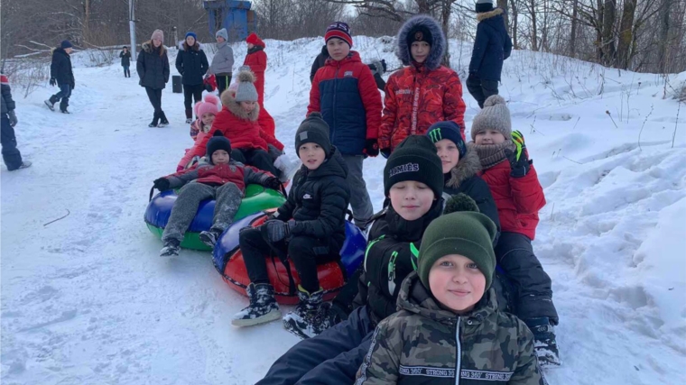 «Зимний переполох»: в детском лагере «Березка» завершилась новогодняя смена